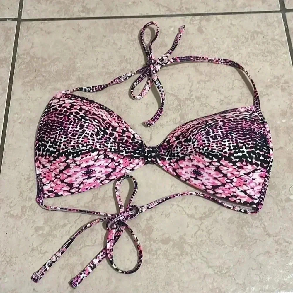 Hot Water Bikini Top Size M